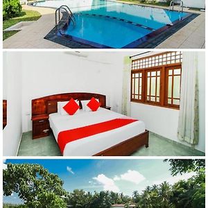 Airport Green View Resort